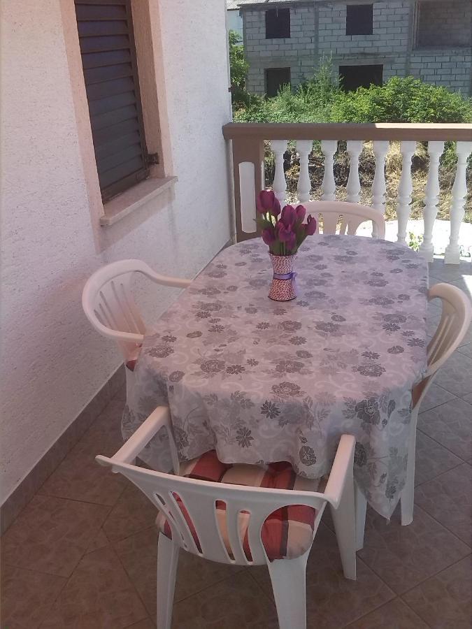 Apartman Borosa Вир Екстериор снимка